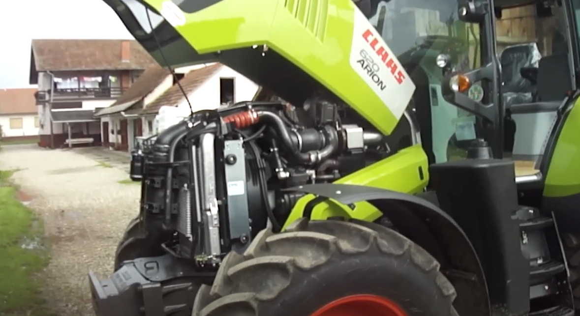 Claas Arion 620